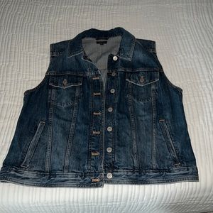 Jean vest from express size XL
